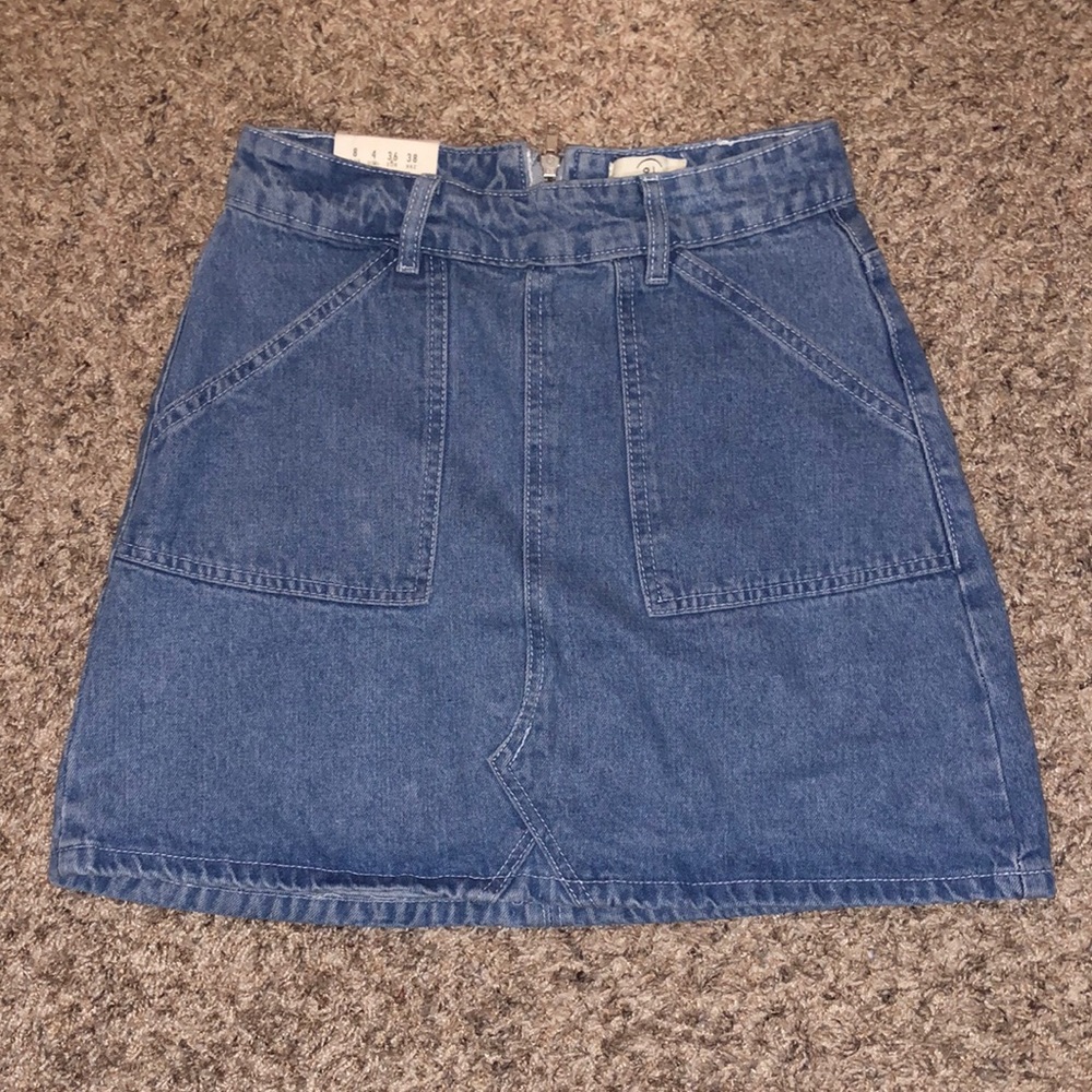 Zip up Skirt